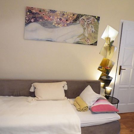 Heart Of Pecs Apartman Free Parking חדר תמונה