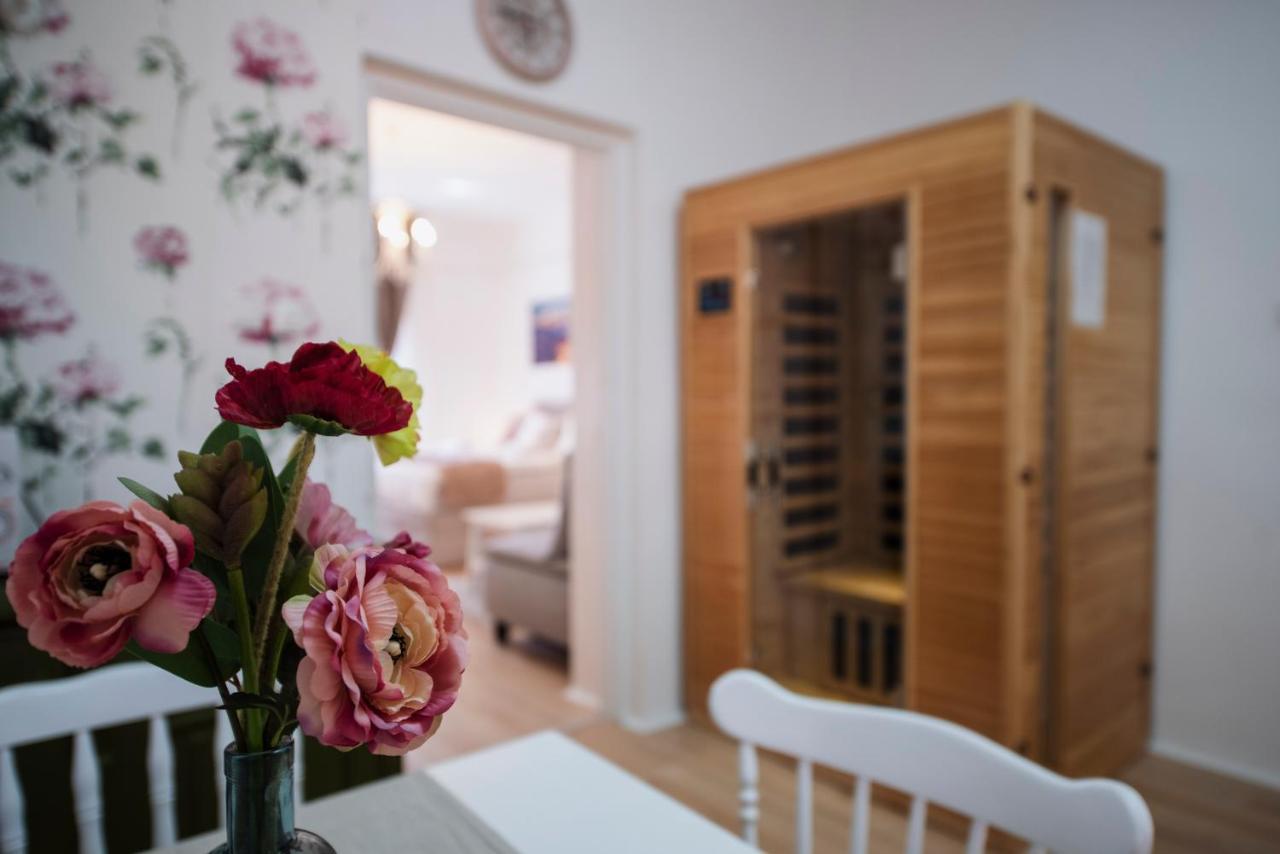 Heart Of Pecs Apartman Free Parking מראה חיצוני תמונה
