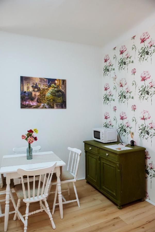 Heart Of Pecs Apartman Free Parking מראה חיצוני תמונה