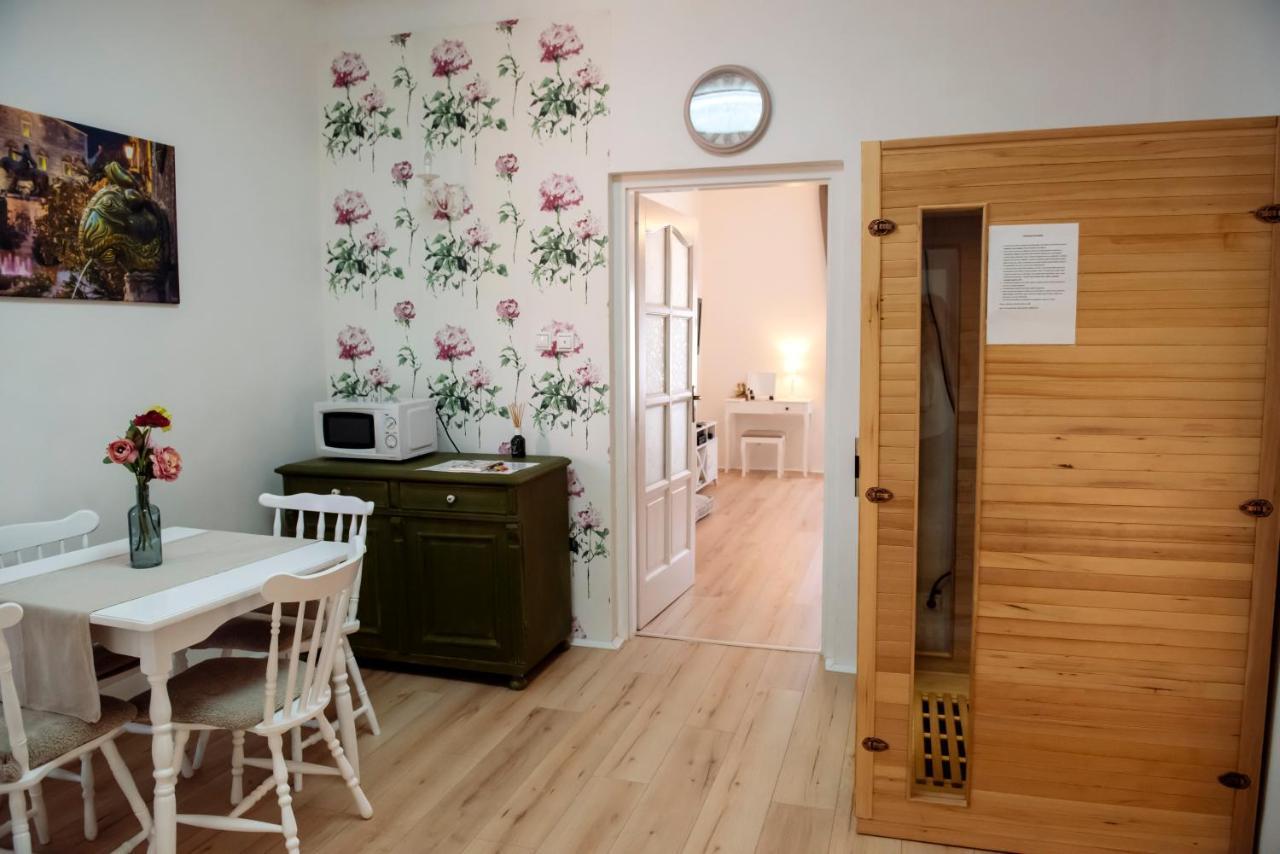 Heart Of Pecs Apartman Free Parking מראה חיצוני תמונה