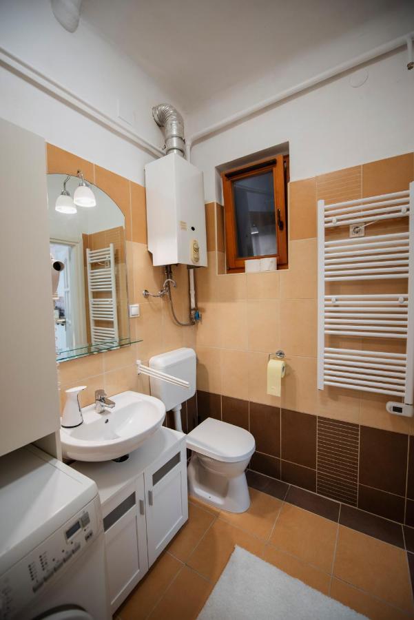 Heart Of Pecs Apartman Free Parking מראה חיצוני תמונה
